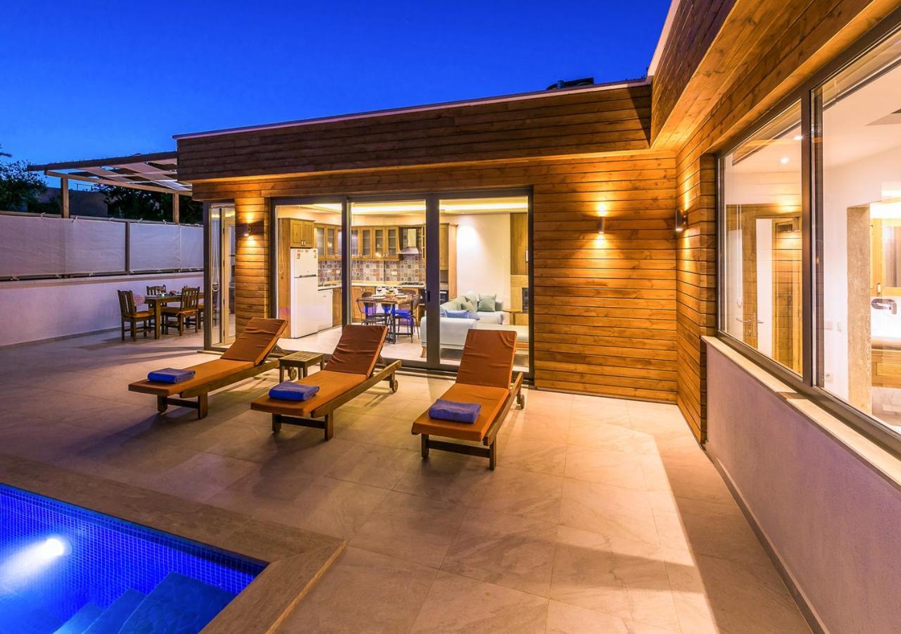 Villa 2 Sleeps 4 Isolated Honeymoon-Villa Sardunya Kaş Exterior photo