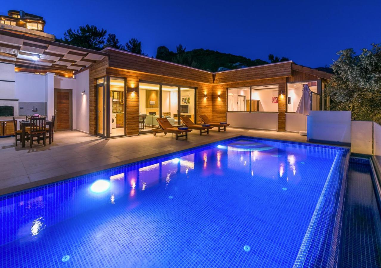Villa 2 Sleeps 4 Isolated Honeymoon-Villa Sardunya Kaş Exterior photo