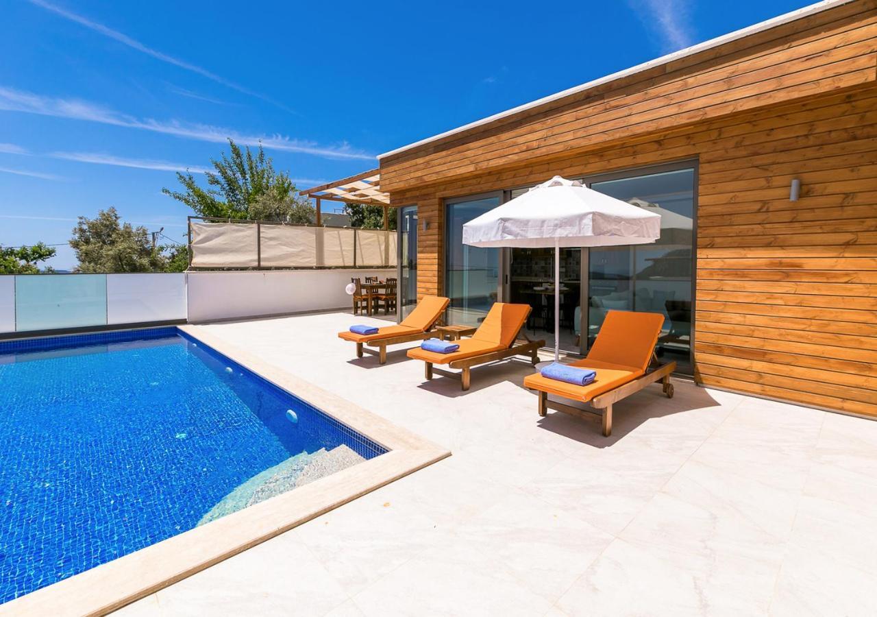 Villa 2 Sleeps 4 Isolated Honeymoon-Villa Sardunya Kaş Exterior photo