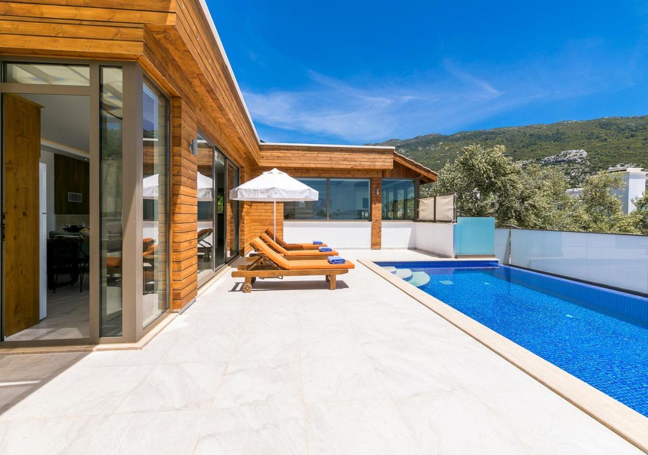 Villa 2 Sleeps 4 Isolated Honeymoon-Villa Sardunya Kaş Exterior photo