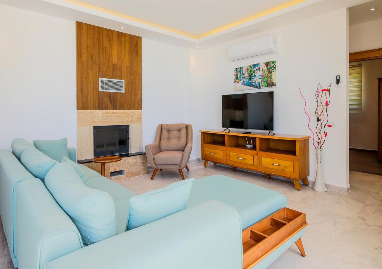 Villa 2 Sleeps 4 Isolated Honeymoon-Villa Sardunya Kaş Exterior photo